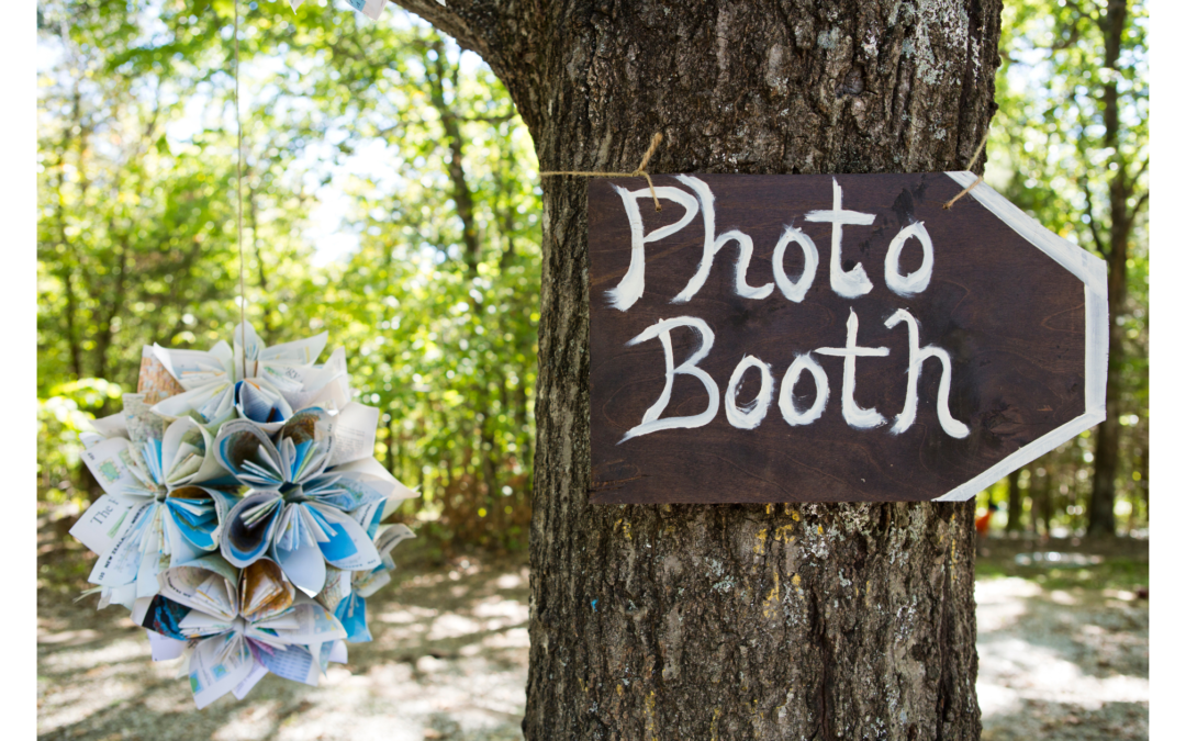 Your Complete Guide to Creating a Photo Booth